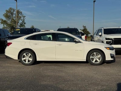 2024 Chevrolet Malibu LS