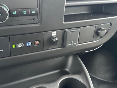 2024 Chevrolet Express Cutaway 3500 1WT