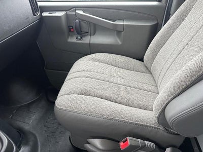 2024 Chevrolet Express Cutaway 3500 1WT