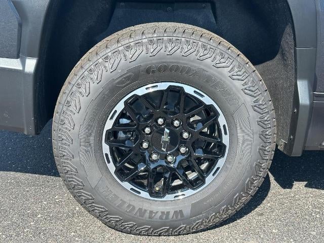 2026 Chevrolet Silverado EV Trail Boss - Extended Range