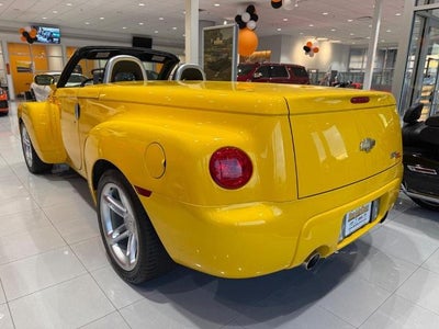 2004 Chevrolet SSR LS