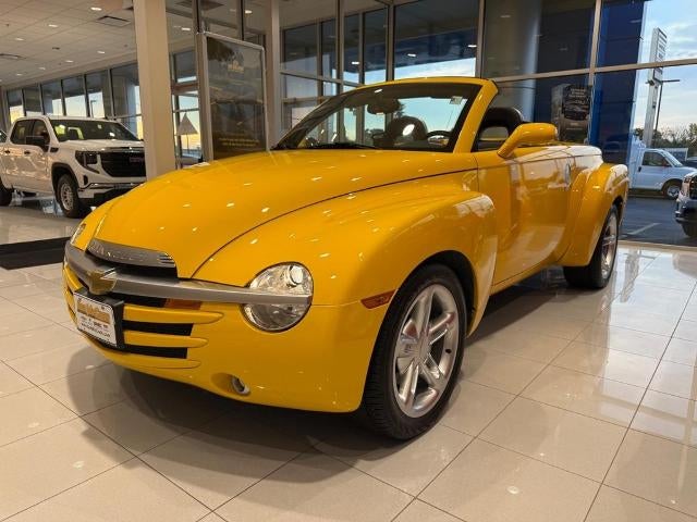 2004 Chevrolet SSR LS