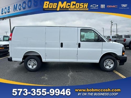 2025 Chevrolet Express Cargo WT