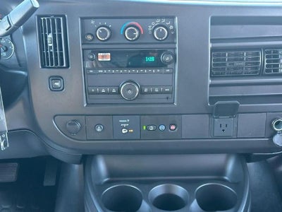 2025 Chevrolet Express Cargo WT