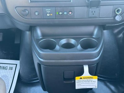 2025 Chevrolet Express Cargo WT