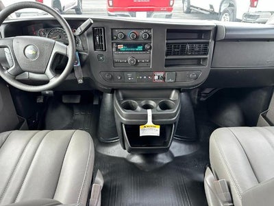 2025 Chevrolet Express Cargo WT