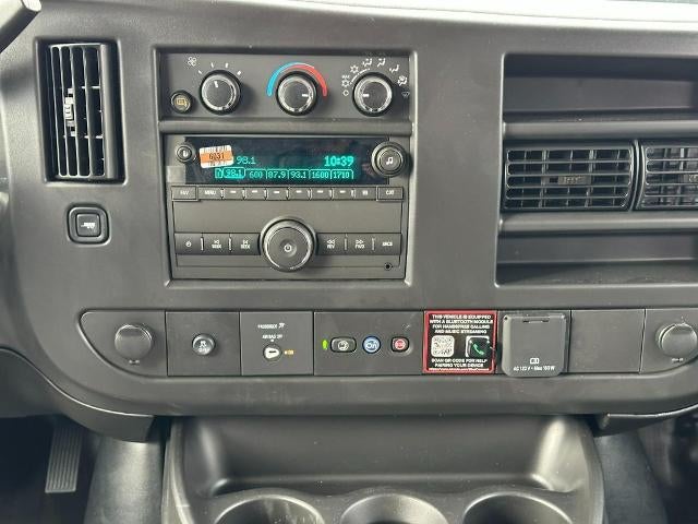 2025 Chevrolet Express Cargo WT
