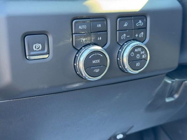 2025 GMC Sierra 3500 HD AT4