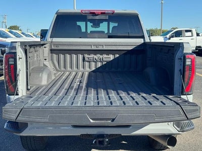2025 GMC Sierra 3500 HD AT4