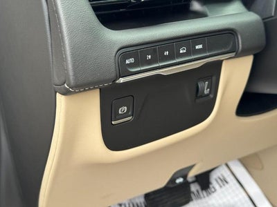 2024 Cadillac Escalade ESV Premium Luxury