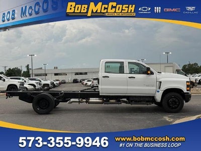 2025 Chevrolet Silverado 6500 HD Work Truck