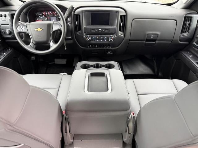 2025 Chevrolet Silverado 6500 HD Work Truck