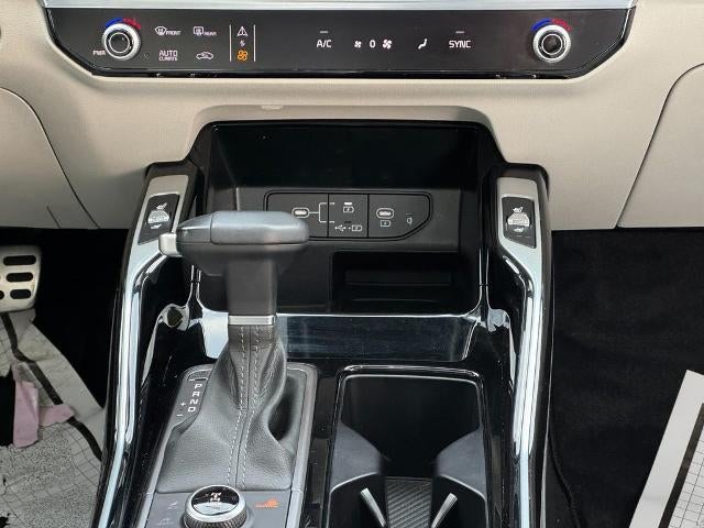 2025 Kia Sorento X-Line SX
